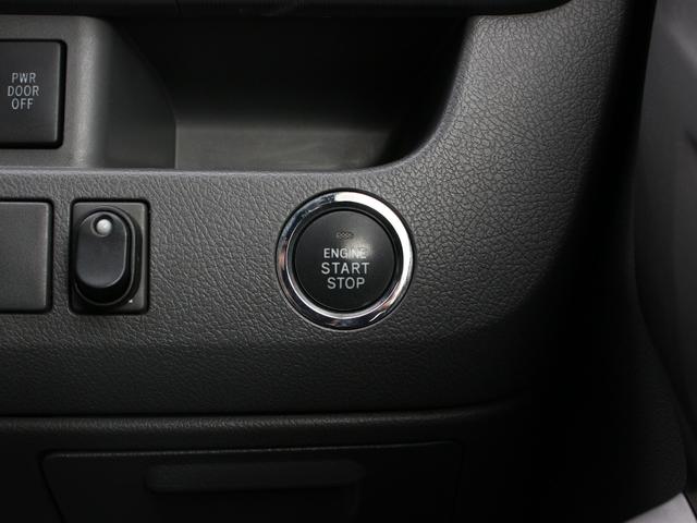 ヴォクシー Ｚ　両側パワースライドドア・ＴＥＩＮ車高調・ＬＥＤヘッドライト・メモリーナビ・フルセグ・バックカメラ・スマートキー・プッシュスタート・社外エアロ・マフラー・１８インチＡＷ・ウインカーミラー・オートエアコン（18枚目）