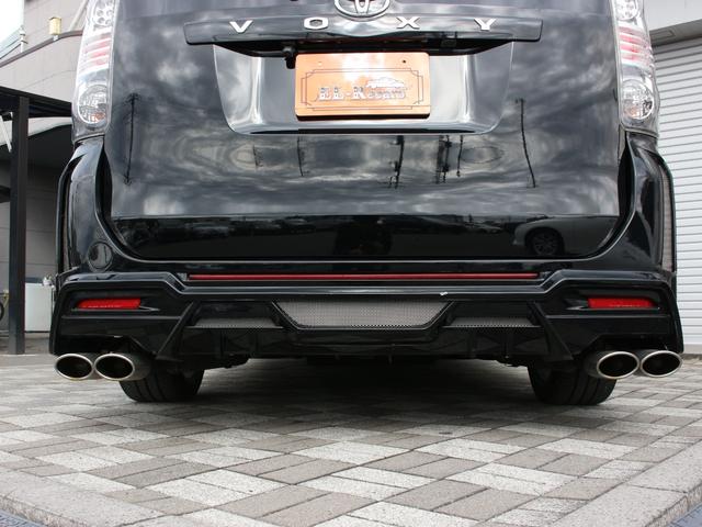 ヴォクシー Ｚ　両側パワースライドドア・ＴＥＩＮ車高調・ＬＥＤヘッドライト・メモリーナビ・フルセグ・バックカメラ・スマートキー・プッシュスタート・社外エアロ・マフラー・１８インチＡＷ・ウインカーミラー・オートエアコン（25枚目）