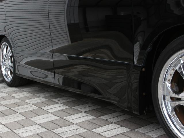 ヴォクシー Ｚ　両側パワースライドドア・ＴＥＩＮ車高調・ＬＥＤヘッドライト・メモリーナビ・フルセグ・バックカメラ・スマートキー・プッシュスタート・社外エアロ・マフラー・１８インチＡＷ・ウインカーミラー・オートエアコン（34枚目）