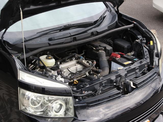 ヴォクシー Ｚ　両側パワースライドドア・ＴＥＩＮ車高調・ＬＥＤヘッドライト・メモリーナビ・フルセグ・バックカメラ・スマートキー・プッシュスタート・社外エアロ・マフラー・１８インチＡＷ・ウインカーミラー・オートエアコン（36枚目）