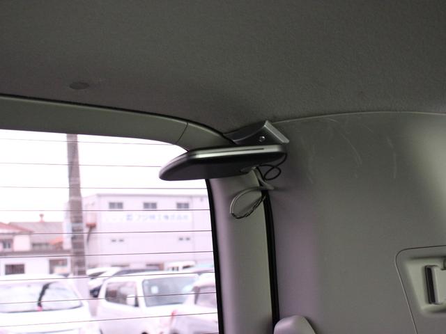 ヴォクシー Ｚ　両側パワースライドドア・ＴＥＩＮ車高調・ＬＥＤヘッドライト・メモリーナビ・フルセグ・バックカメラ・スマートキー・プッシュスタート・社外エアロ・マフラー・１８インチＡＷ・ウインカーミラー・オートエアコン（55枚目）