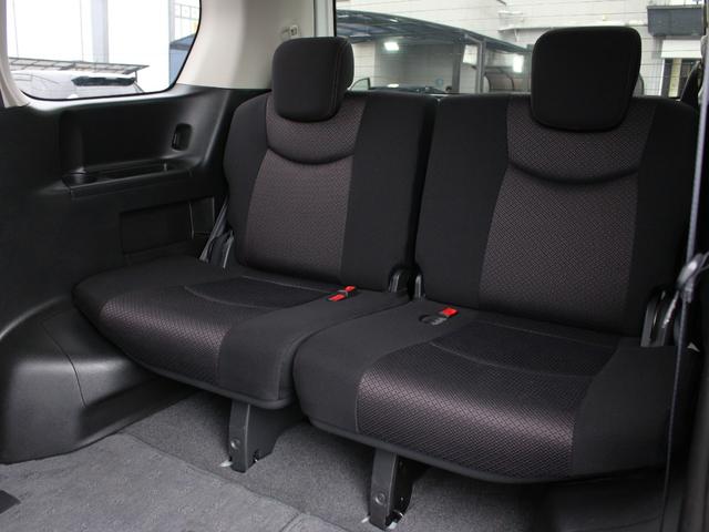 セレナ ハイウェイスター　両側電動スライドドア・ＨＤＤナビ・フルセグ・バックカメラ・クルーズコントロール・ＥＴＣ・ドライブレコーダー・インテリキー・プッシュスタート・フォグランプ・社外１７インチＡＷ・ウインカーミラー・Ａ／ＡＣ（13枚目）