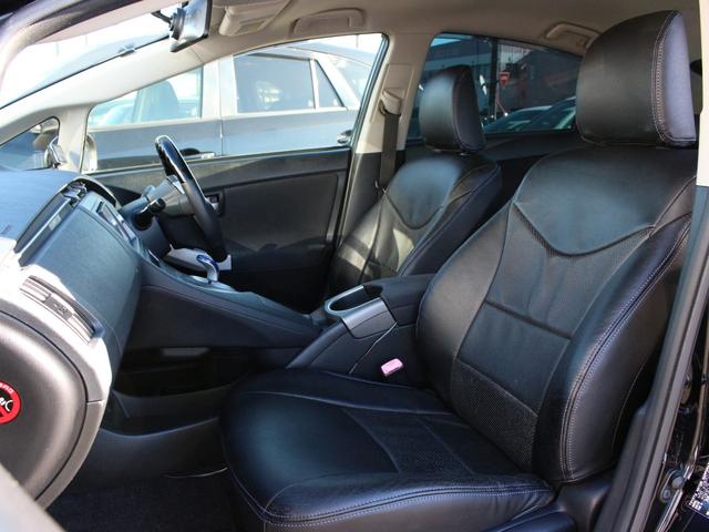 プリウス Ｓ　後期型・ＨＤＤナビ・フルセグ・バックカメラ・Ｂｌｕｅｔｏｏｔｈ接続・ＥＴＣ・ドライブレコーダー・スマートキー・プッシュスタート・ＨＩＤヘッドライト・フォグランプ・レオニス１７インチＡＷ・レーダー探知機（6枚目）