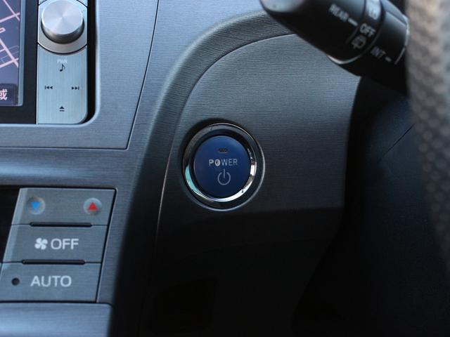 プリウス Ｓ　後期型・ＨＤＤナビ・フルセグ・バックカメラ・Ｂｌｕｅｔｏｏｔｈ接続・ＥＴＣ・ドライブレコーダー・スマートキー・プッシュスタート・ＨＩＤヘッドライト・フォグランプ・レオニス１７インチＡＷ・レーダー探知機（17枚目）