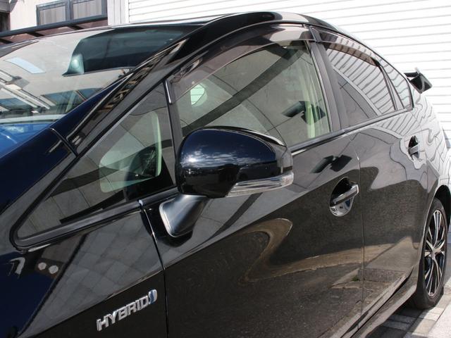 プリウス Ｓ　後期型・ＨＤＤナビ・フルセグ・バックカメラ・Ｂｌｕｅｔｏｏｔｈ接続・ＥＴＣ・ドライブレコーダー・スマートキー・プッシュスタート・ＨＩＤヘッドライト・フォグランプ・レオニス１７インチＡＷ・レーダー探知機（22枚目）