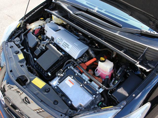 プリウス Ｓ　後期型・ＨＤＤナビ・フルセグ・バックカメラ・Ｂｌｕｅｔｏｏｔｈ接続・ＥＴＣ・ドライブレコーダー・スマートキー・プッシュスタート・ＨＩＤヘッドライト・フォグランプ・レオニス１７インチＡＷ・レーダー探知機（33枚目）