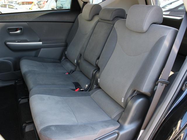 プリウスアルファ Ｓ　社外エアロ・メモリーナビ・バックカメラ・フルセグ・Ｂｌｕｅｔｏｏｔｈ接続・スマートキー・プッシュスタート・ＥＴＣ・社外１８インチＡＷ・フォグランプ・ウインカーミラー・オートエアコン・ドアバイザー（11枚目）