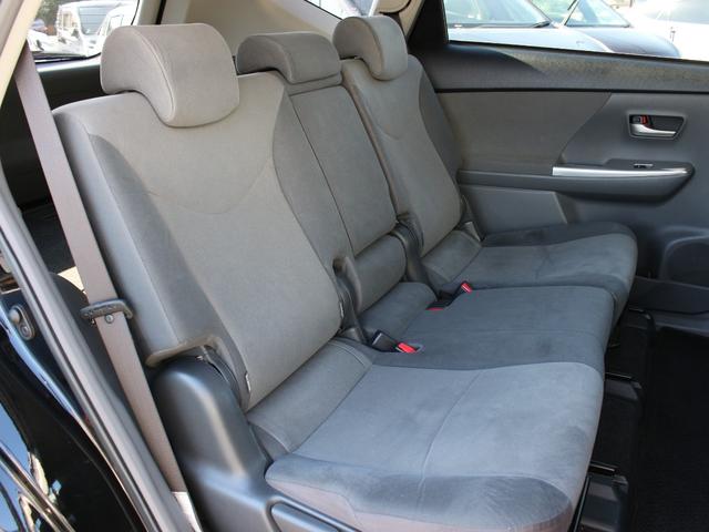 プリウスアルファ Ｓ　社外エアロ・メモリーナビ・バックカメラ・フルセグ・Ｂｌｕｅｔｏｏｔｈ接続・スマートキー・プッシュスタート・ＥＴＣ・社外１８インチＡＷ・フォグランプ・ウインカーミラー・オートエアコン・ドアバイザー（41枚目）