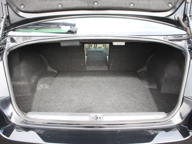 レガシィB4 2.5GTアイサイト 暖電動本革シート・HDDナビ・バックカメラ・フルセグ・Bluetooth接続・ETC・アダプティブクルーズコントロール・スマートキー・プッシュスタート・HIDヘッドライト・純正17AW・パドルシフト(13枚目)