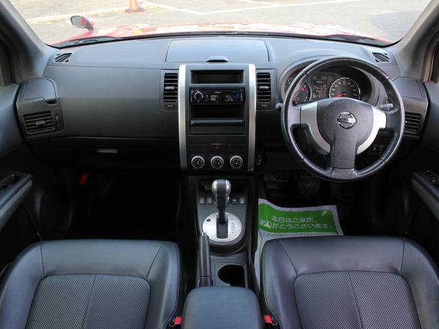 エクストレイル ２０Ｘｔ　後期型・ハイパールーフレール・インテリキー・カプロンシート・全席シートヒーター・ＥＴＣ・ＨＩＤヘッドライト・フォグランプ・純正１８インチＡＷ・電動格納ミラー・オートエアコン・ドアバイザー（5枚目）