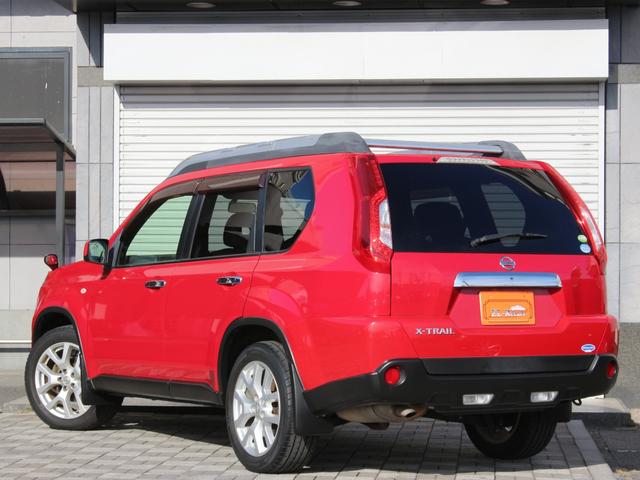 エクストレイル ２０Ｘｔ　後期型・ハイパールーフレール・インテリキー・カプロンシート・全席シートヒーター・ＥＴＣ・ＨＩＤヘッドライト・フォグランプ・純正１８インチＡＷ・電動格納ミラー・オートエアコン・ドアバイザー（27枚目）