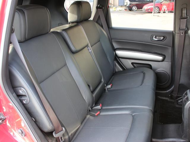 エクストレイル ２０Ｘｔ　後期型・ハイパールーフレール・インテリキー・カプロンシート・全席シートヒーター・ＥＴＣ・ＨＩＤヘッドライト・フォグランプ・純正１８インチＡＷ・電動格納ミラー・オートエアコン・ドアバイザー（37枚目）