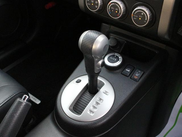 エクストレイル ２０Ｘｔ　後期型・ハイパールーフレール・インテリキー・カプロンシート・全席シートヒーター・ＥＴＣ・ＨＩＤヘッドライト・フォグランプ・純正１８インチＡＷ・電動格納ミラー・オートエアコン・ドアバイザー（39枚目）