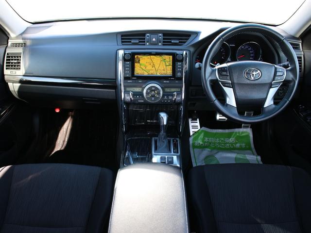 マークＸ ２５０Ｇ　Ｓパッケージリラックスセレクション　Ｇ’ｓバンパー・ＲＡＹＳ１９ｉｎＡＷ・純正ナビ・ＥＴＣ・フルセグ・サイド＆バックカメラ・パドルシフト・電動シート・スマートキー・プッシュスタート・ＨＩＤヘッドライト・フォグランプ・ローダウン・Ａ／ＡＣ（4枚目）