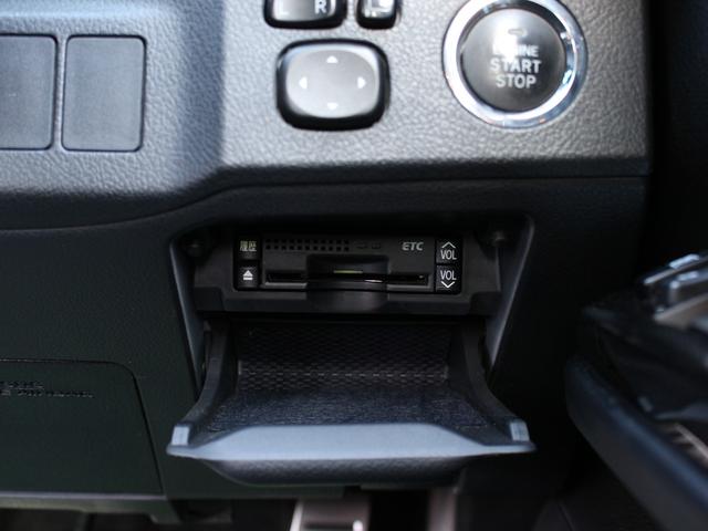 マークＸ ２５０Ｇ　Ｓパッケージリラックスセレクション　Ｇ’ｓバンパー・ＲＡＹＳ１９ｉｎＡＷ・純正ナビ・ＥＴＣ・フルセグ・サイド＆バックカメラ・パドルシフト・電動シート・スマートキー・プッシュスタート・ＨＩＤヘッドライト・フォグランプ・ローダウン・Ａ／ＡＣ（16枚目）