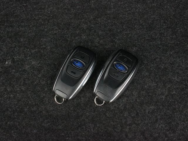 ＢＲＺ Ｓ　６速ＭＴ・ＯＰナビ・フルセグ・バックカメラ・Ｂｌｕｅｔｏｏｔｈ接続・ＥＴＣ・スマートキー・プッシュスタート・ＨＩＤヘッドライト・フォグランプ・リアスポイラー・純正１７インチＡＷ・ウインカーミラー（24枚目）