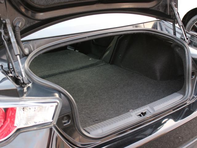 ＢＲＺ Ｓ　６速ＭＴ・ＯＰナビ・フルセグ・バックカメラ・Ｂｌｕｅｔｏｏｔｈ接続・ＥＴＣ・スマートキー・プッシュスタート・ＨＩＤヘッドライト・フォグランプ・リアスポイラー・純正１７インチＡＷ・ウインカーミラー（34枚目）