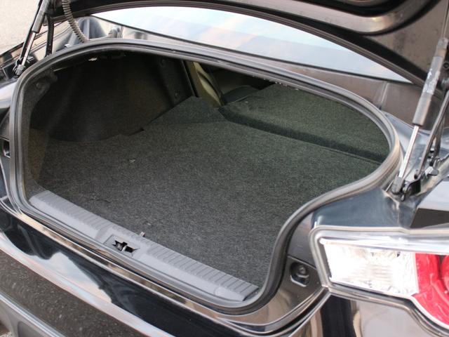 ＢＲＺ Ｓ　６速ＭＴ・ＯＰナビ・フルセグ・バックカメラ・Ｂｌｕｅｔｏｏｔｈ接続・ＥＴＣ・スマートキー・プッシュスタート・ＨＩＤヘッドライト・フォグランプ・リアスポイラー・純正１７インチＡＷ・ウインカーミラー（36枚目）