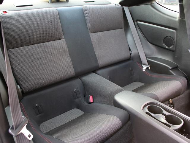 ＢＲＺ Ｓ　６速ＭＴ・ＯＰナビ・フルセグ・バックカメラ・Ｂｌｕｅｔｏｏｔｈ接続・ＥＴＣ・スマートキー・プッシュスタート・ＨＩＤヘッドライト・フォグランプ・リアスポイラー・純正１７インチＡＷ・ウインカーミラー（40枚目）