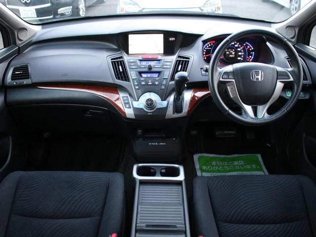 すっきりとしたオデッセイらしいデザインのダッシュ回り！フロントビューの視認性もよく運転しやすいと思います★