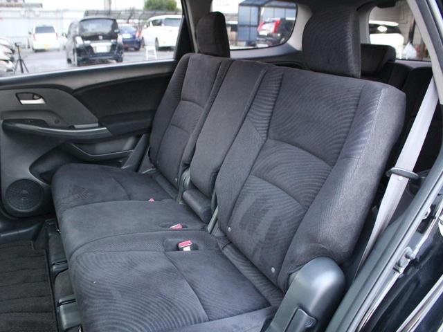セカンドシートも使用感も少なくグッドコンディション★