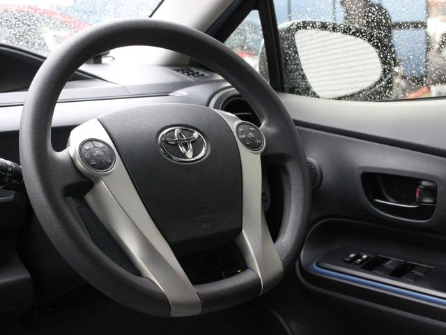 アクア S 純正OPナビ・バックカメラ・スマートキー・フルセグ・Bluetooth接続・ETC・プッシュスタート・ブリヂストン15インチAW・ウインカーミラー・オートエアコン・ドアバイザー(13枚目)