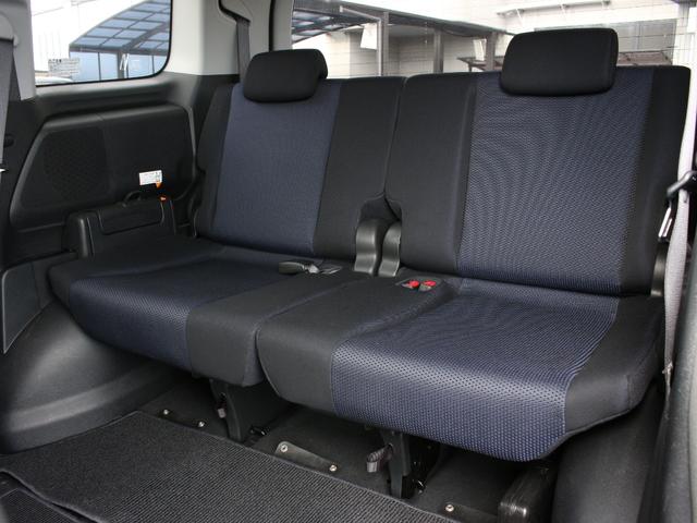 ステップワゴン スパーダS Z HDDナビパッケージ 両側パワースライドドア・バックカメラ・純正ナビ・ETC・スマートキー・HIDヘッドライト・フォグランプ・コーナーセンサー・純正16インチAW・ウインカーミラー・オートエアコン・ドアバイザー(13枚目)