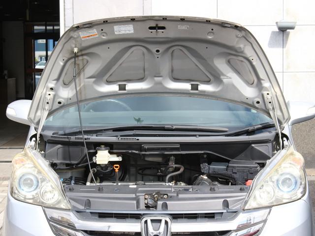 ステップワゴン スパーダS Z HDDナビパッケージ 両側パワースライドドア・バックカメラ・純正ナビ・ETC・スマートキー・HIDヘッドライト・フォグランプ・コーナーセンサー・純正16インチAW・ウインカーミラー・オートエアコン・ドアバイザー(31枚目)