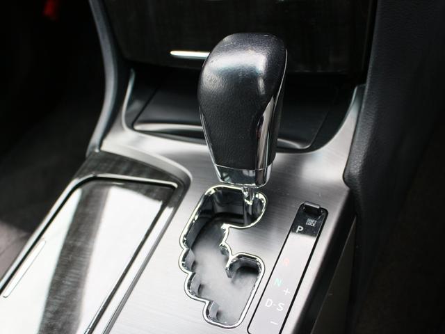 クラウン 2.5アスリート アニバーサリーエディション 特別仕様車・純正ナビ・フルセグ・Bluetooth接続・バックカメラ・ETC・クルーズコントロール・スマートキー・プッシュスタート・HIDヘッドライト・フォグランプ・TEIN車高調・社外17inAW(48枚目)