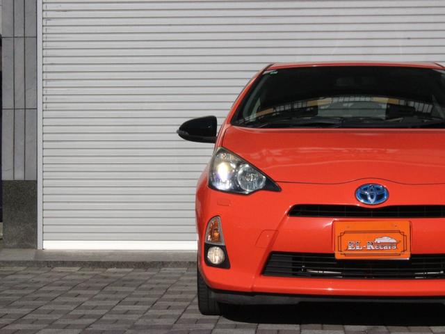 アクア Ｇブラックソフトレザーセレクション　専用暖黒革シート・ＯＰナビ・バックカメラ・Ｂｌｕｅｔｏｏｔｈ接続・フルセグ・ＥＴＣ・スマートキー・プッシュスタート・ＬＥＤヘッドライト・フォグ・純正ＯＰ１６ＡＷ・ＯＰリアスポイラー・本革巻ステアリング（18枚目）