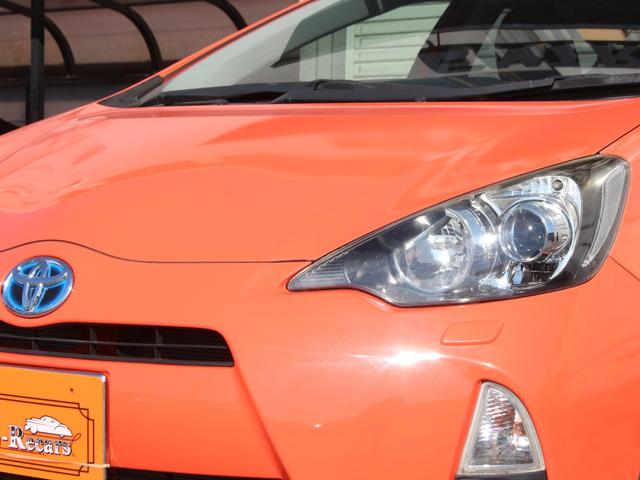 アクア Ｇブラックソフトレザーセレクション　専用暖黒革シート・ＯＰナビ・バックカメラ・Ｂｌｕｅｔｏｏｔｈ接続・フルセグ・ＥＴＣ・スマートキー・プッシュスタート・ＬＥＤヘッドライト・フォグ・純正ＯＰ１６ＡＷ・ＯＰリアスポイラー・本革巻ステアリング（19枚目）