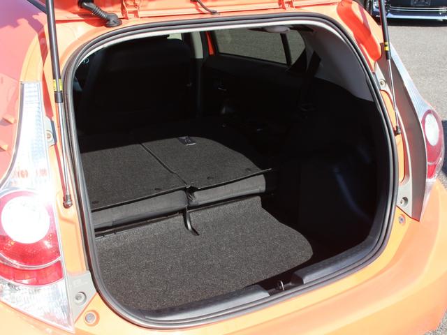 アクア Ｇブラックソフトレザーセレクション　専用暖黒革シート・ＯＰナビ・バックカメラ・Ｂｌｕｅｔｏｏｔｈ接続・フルセグ・ＥＴＣ・スマートキー・プッシュスタート・ＬＥＤヘッドライト・フォグ・純正ＯＰ１６ＡＷ・ＯＰリアスポイラー・本革巻ステアリング（32枚目）