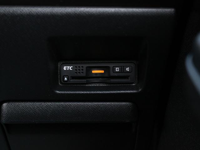 ステップワゴンスパーダ クールスピリット 両側パワースライドドア・純正ナビ・全方位カメラ・パドルシフト・フルセグ・Rフリップダウンモニター・スマートキー・HIDヘッドライト・フォグランプ・純正16インチAW・ウインカーミラー・オートエアコン(19枚目)