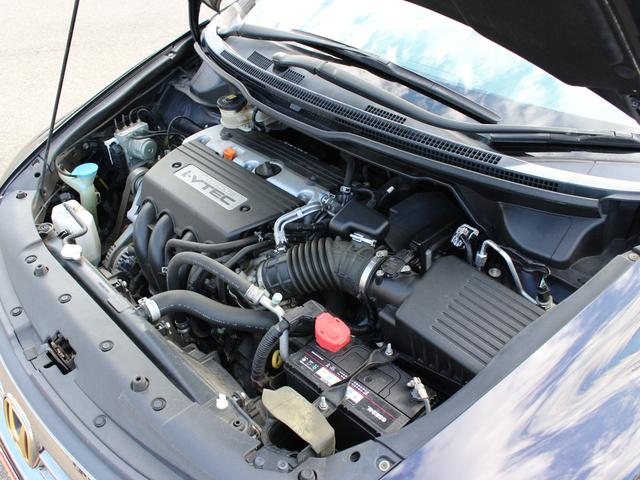 オデッセイ アブソルート　後期型・純正ナビ・フルセグ・バックカメラ・ＥＴＣ・クルーズコントロール・ハーフレザーシート・パドルシフト・ＨＩＤヘッドライト・フォグランプ・キーレス・ウインカーミラー・オートエアコン・ドアバイザー（32枚目）