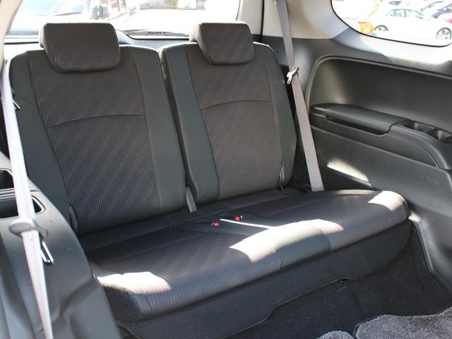 オデッセイ アブソルート　後期型・純正ナビ・フルセグ・バックカメラ・ＥＴＣ・クルーズコントロール・ハーフレザーシート・パドルシフト・ＨＩＤヘッドライト・フォグランプ・キーレス・ウインカーミラー・オートエアコン・ドアバイザー（40枚目）