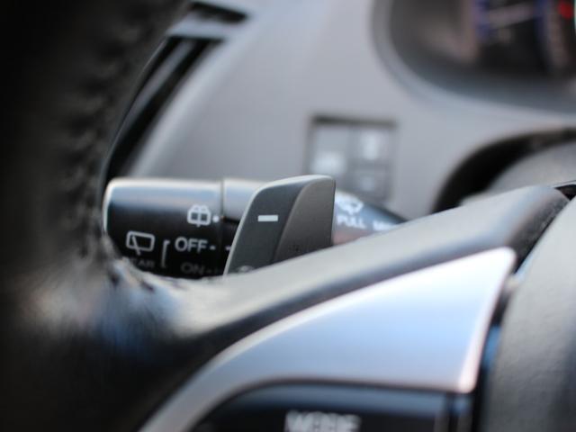 オデッセイ アブソルート　後期型・純正ナビ・フルセグ・バックカメラ・ＥＴＣ・クルーズコントロール・ハーフレザーシート・パドルシフト・ＨＩＤヘッドライト・フォグランプ・キーレス・ウインカーミラー・オートエアコン・ドアバイザー（47枚目）