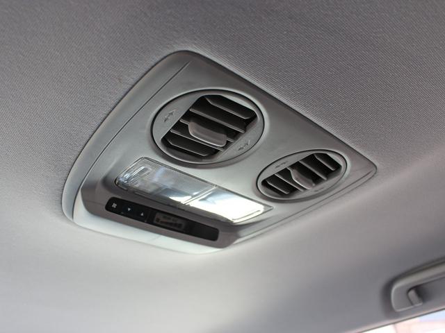 オデッセイ アブソルート　後期型・純正ナビ・フルセグ・バックカメラ・ＥＴＣ・クルーズコントロール・ハーフレザーシート・パドルシフト・ＨＩＤヘッドライト・フォグランプ・キーレス・ウインカーミラー・オートエアコン・ドアバイザー（53枚目）