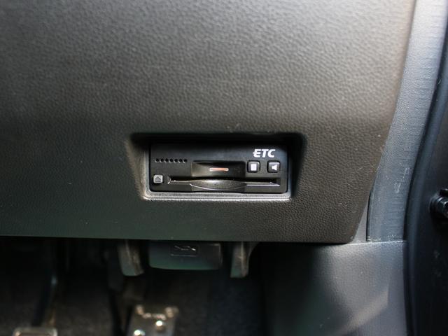 スイフトスポーツ ベースグレード　６速ＭＴ・セーフティＰＫＧ・全方位カメラＰＫＧ・８インチナビ・ＥＴＣ・フルセグ・Ｂｌｕｅｔｏｏｔｈ・アダプティブクルーズコントロール・スマートキー・ＬＥＤヘッドライト・ＨＫＳマフラー・ＲＡＹＳ１７ＡＷ（20枚目）