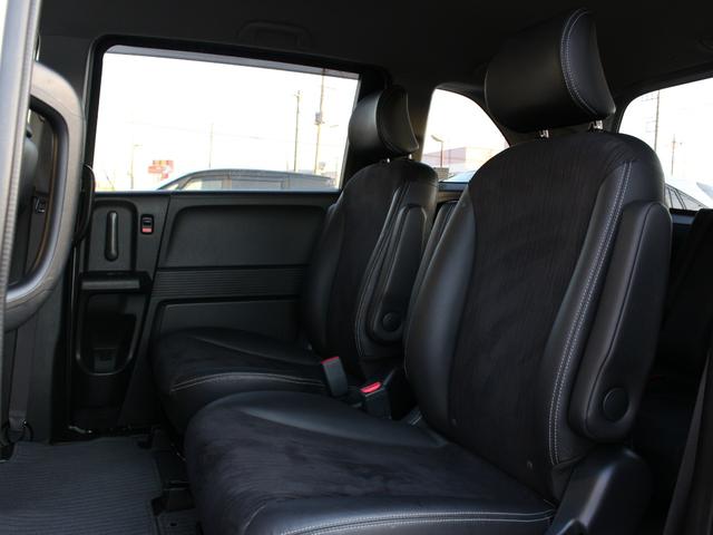 フリードハイブリッド ジャストセレクション　両側パワースライドドア・Ｇａｔｈｅｒｓナビ・ＥＴＣ・地デジ・バックカメラ・クルーズコントロール・ハーフレザーシート・スマートキー・ＨＩＤヘッドライト・純正１５インチＡＷ・ウインカーミラー・オートＡ／Ｃ（12枚目）