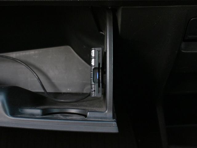 フリードハイブリッド ジャストセレクション　両側パワースライドドア・Ｇａｔｈｅｒｓナビ・ＥＴＣ・地デジ・バックカメラ・クルーズコントロール・ハーフレザーシート・スマートキー・ＨＩＤヘッドライト・純正１５インチＡＷ・ウインカーミラー・オートＡ／Ｃ（19枚目）