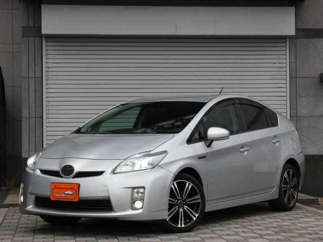 プリウス Ｓ　メモリナビ・フルセグ・バックカメラ・ＥＴＣ・Ｂｌｕｅｔｏｏｔｈ接続・スマートキー・プッシュスタート・ＨＩＤヘッドライト・フォグランプ・社外１７インチＡＷ・ウインカーミラー・オートエアコン・ドアバイザー（24枚目）