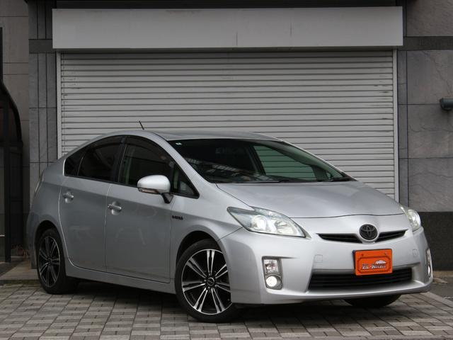 プリウス Ｓ　メモリナビ・フルセグ・バックカメラ・ＥＴＣ・Ｂｌｕｅｔｏｏｔｈ接続・スマートキー・プッシュスタート・ＨＩＤヘッドライト・フォグランプ・社外１７インチＡＷ・ウインカーミラー・オートエアコン・ドアバイザー（25枚目）