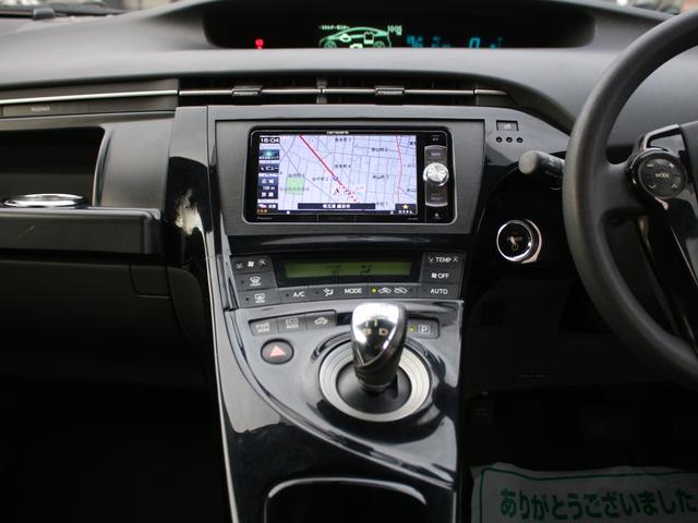 プリウス Ｓ　メモリナビ・フルセグ・バックカメラ・ＥＴＣ・Ｂｌｕｅｔｏｏｔｈ接続・スマートキー・プッシュスタート・ＨＩＤヘッドライト・フォグランプ・社外１７インチＡＷ・ウインカーミラー・オートエアコン・ドアバイザー（38枚目）