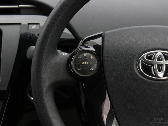 プリウス Ｓ　メモリナビ・フルセグ・バックカメラ・ＥＴＣ・Ｂｌｕｅｔｏｏｔｈ接続・スマートキー・プッシュスタート・ＨＩＤヘッドライト・フォグランプ・社外１７インチＡＷ・ウインカーミラー・オートエアコン・ドアバイザー（43枚目）