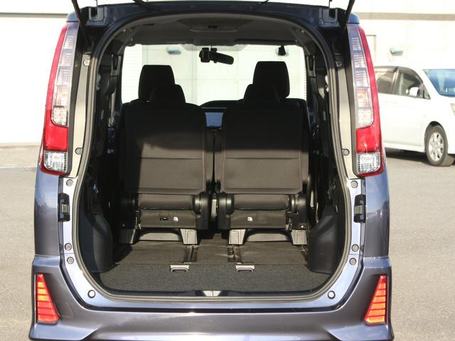 ノア Si 両側電動スライドドア・SDナビ・フルセグ・バックカメラ・Bluetooth接続・後席モニター・ドライブレコーダー・スマートキー・プッシュスタート・LEDヘッドライト・フォグランプ・純正AW(15枚目)