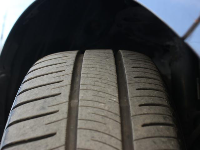 ノア Si 両側電動スライドドア・SDナビ・フルセグ・バックカメラ・Bluetooth接続・後席モニター・ドライブレコーダー・スマートキー・プッシュスタート・LEDヘッドライト・フォグランプ・純正AW(26枚目)