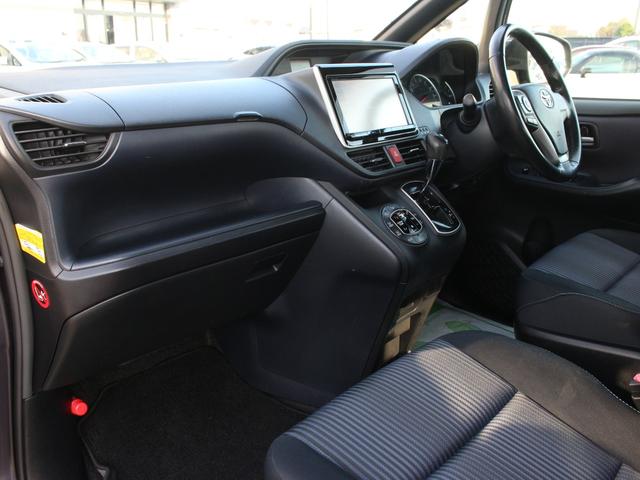 ノア Si 両側電動スライドドア・SDナビ・フルセグ・バックカメラ・Bluetooth接続・後席モニター・ドライブレコーダー・スマートキー・プッシュスタート・LEDヘッドライト・フォグランプ・純正AW(41枚目)