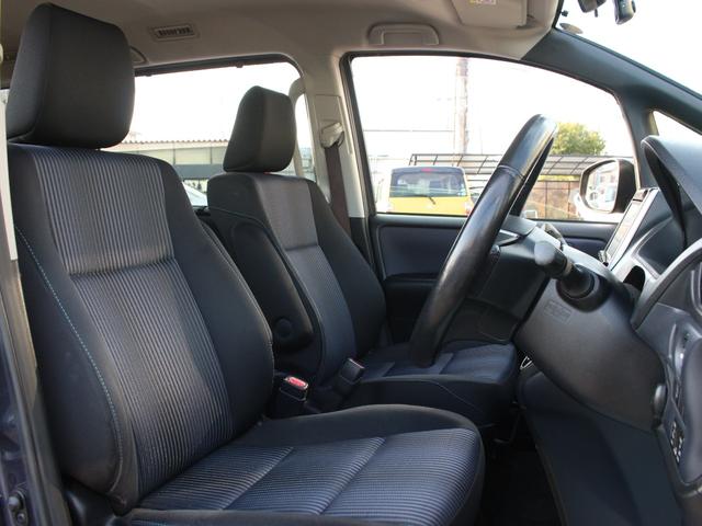 ノア Si 両側電動スライドドア・SDナビ・フルセグ・バックカメラ・Bluetooth接続・後席モニター・ドライブレコーダー・スマートキー・プッシュスタート・LEDヘッドライト・フォグランプ・純正AW(42枚目)