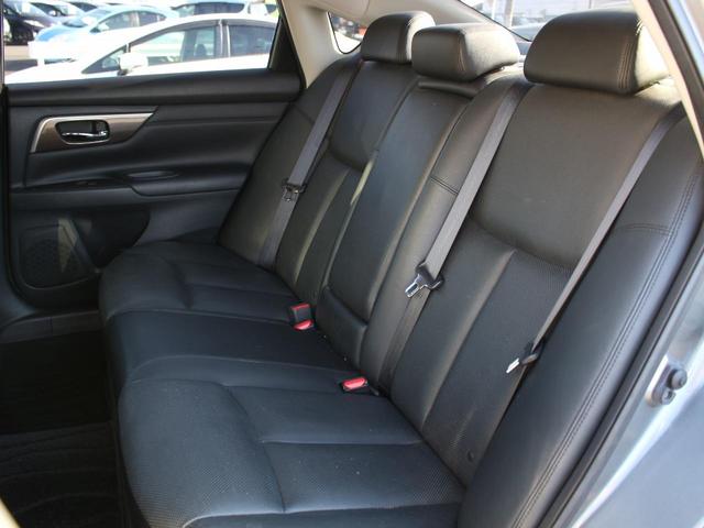 ティアナ XV 冷暖電動黒革シート・純正ナビ・アラウンドビューモニター/クルーズコントロール・ETC・インテリキー・プッシュスタート・HIDヘッドライト・フォグランプ・純正17インチAW・ウインカーミラー・AAC(14枚目)