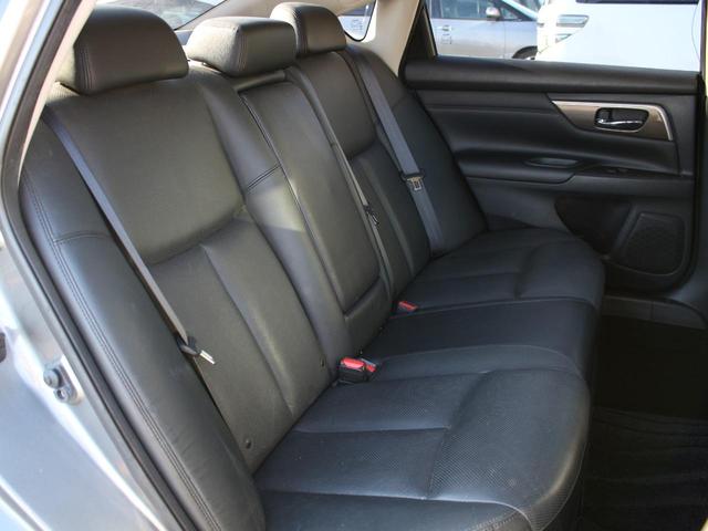 ティアナ XV 冷暖電動黒革シート・純正ナビ・アラウンドビューモニター/クルーズコントロール・ETC・インテリキー・プッシュスタート・HIDヘッドライト・フォグランプ・純正17インチAW・ウインカーミラー・AAC(42枚目)